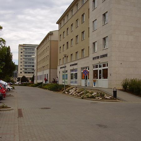 Uni-Hotel Diakotthon Miskolc Exteriör bild